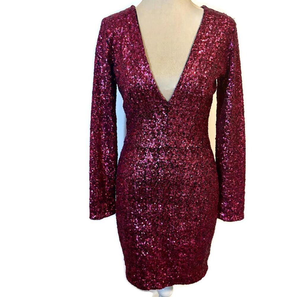 Dress the Population Magenta Sequined Bodycon Dress V Neck M